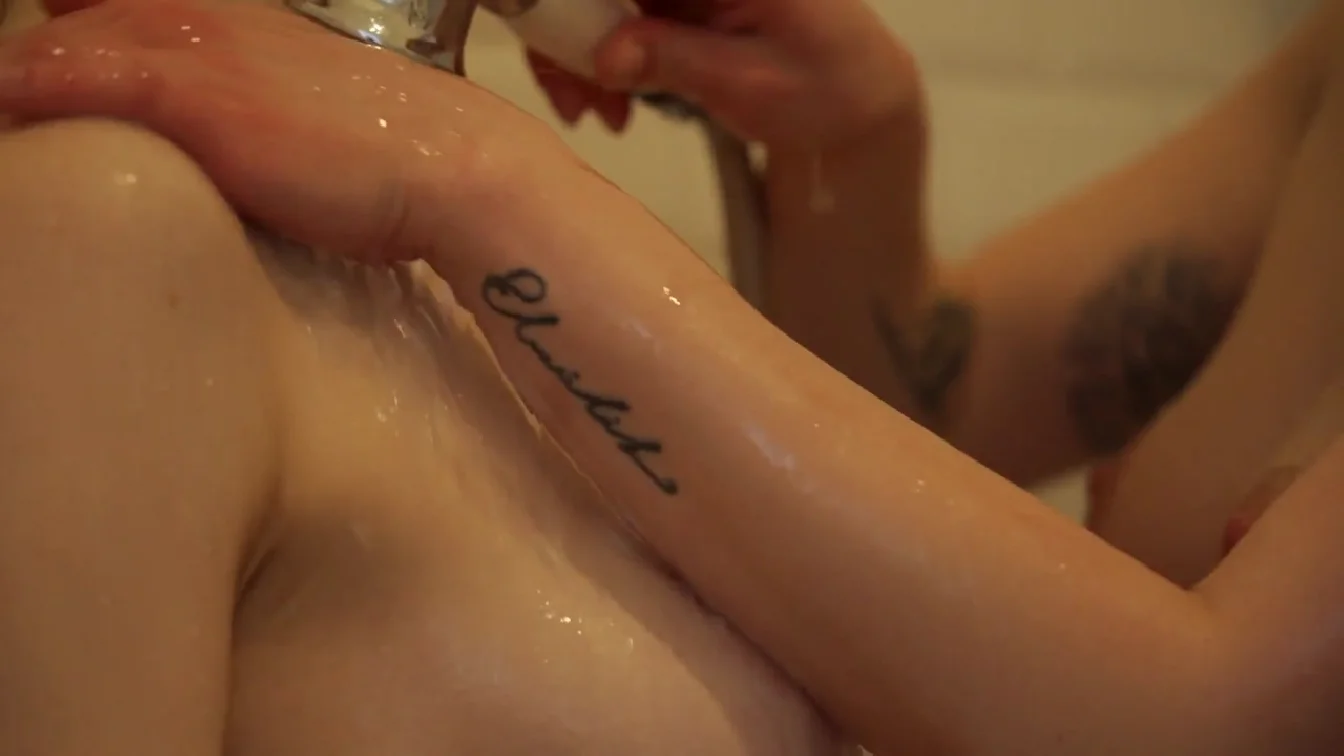 Amy Douxxx Eats Melody Marks Pussy Until She Screams
